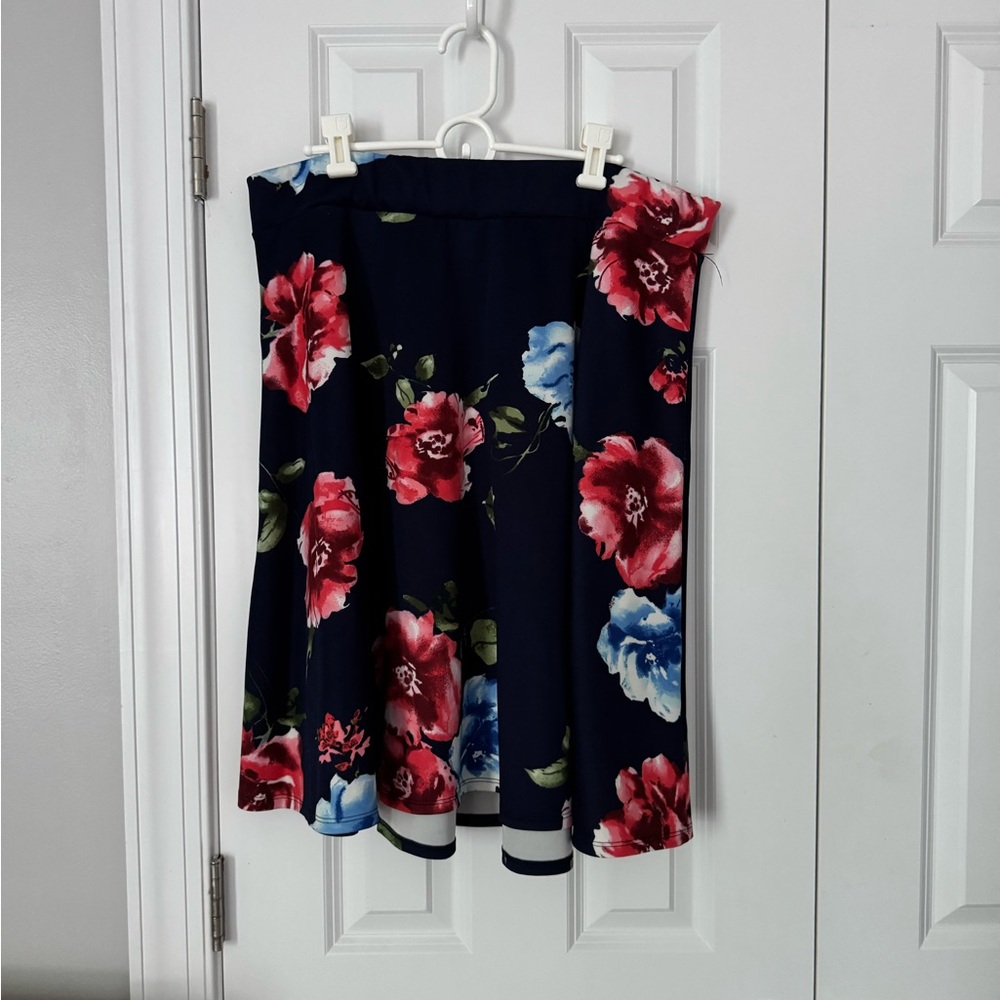 Navy Knee-Length Skater Skirt for Casual Nights